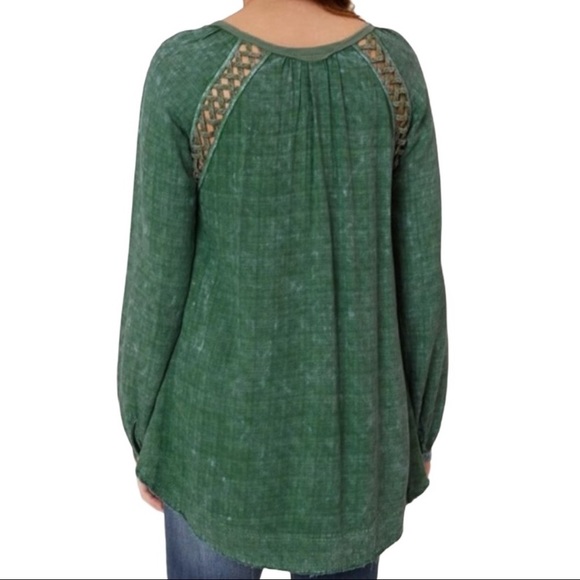 Gimmicks green light weight Long sleeve blouse Small - Picture 3 of 9